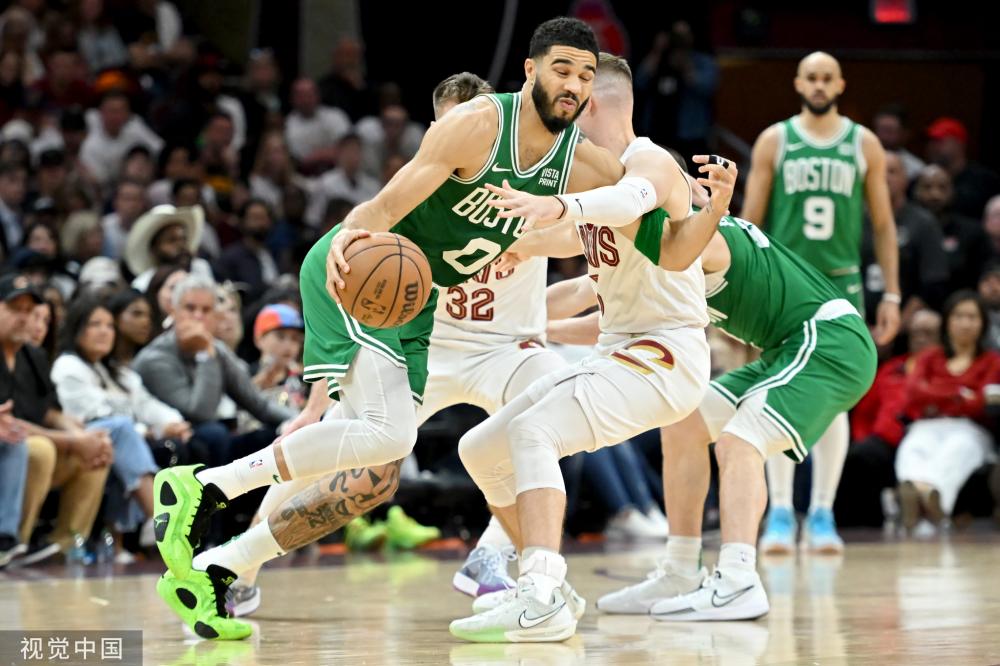 个网坛不断 个网坛不断